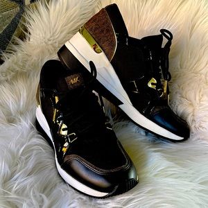 MICHAEL Michael Kors ladies tennis shoes